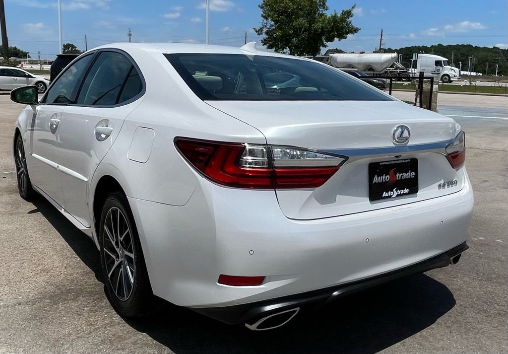 2018 Lexus ES 350 White at Emmons Autoplex