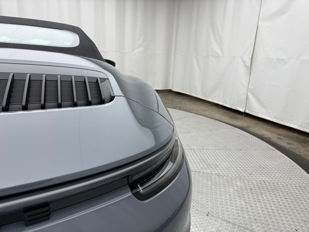 Thumbnail: 2023 Porsche 911 - 20