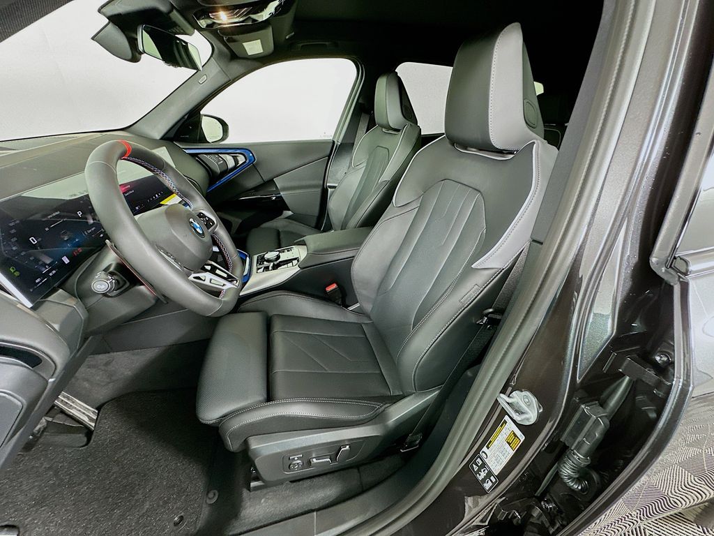 Thumbnail: 2026 BMW X3 - 16