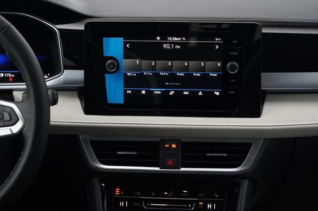 Thumbnail: 2026 Volkswagen Taos - 10