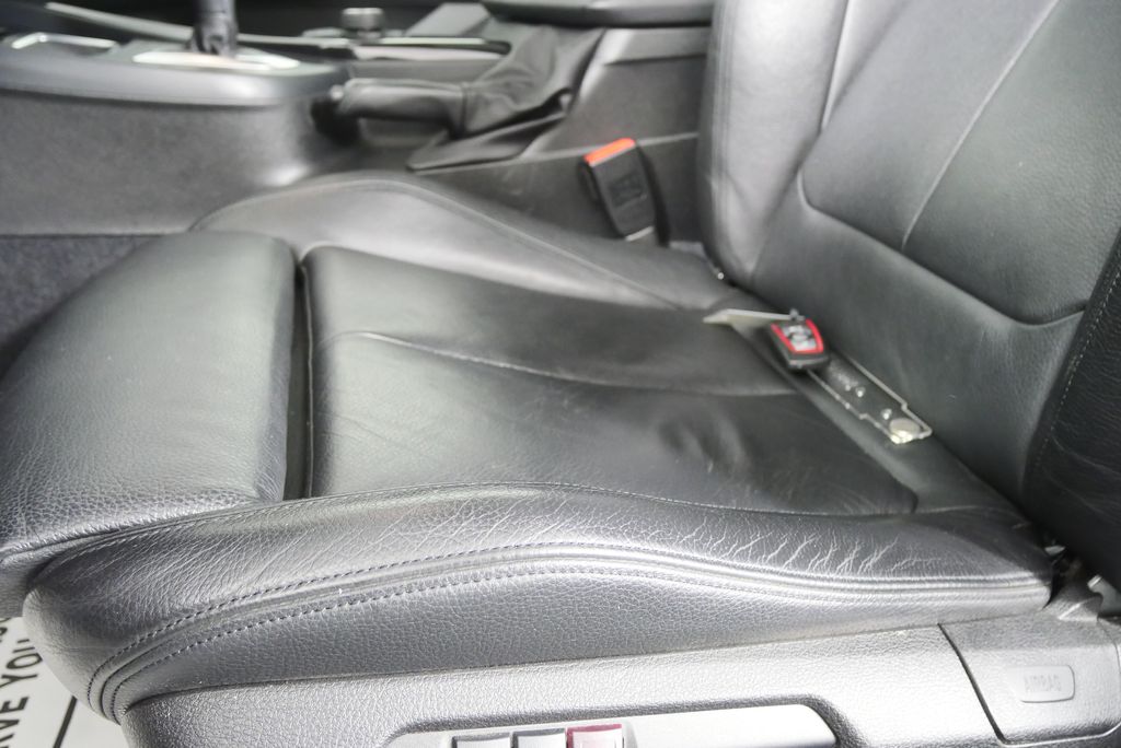 Thumbnail: 2014 BMW 2 Series - 9