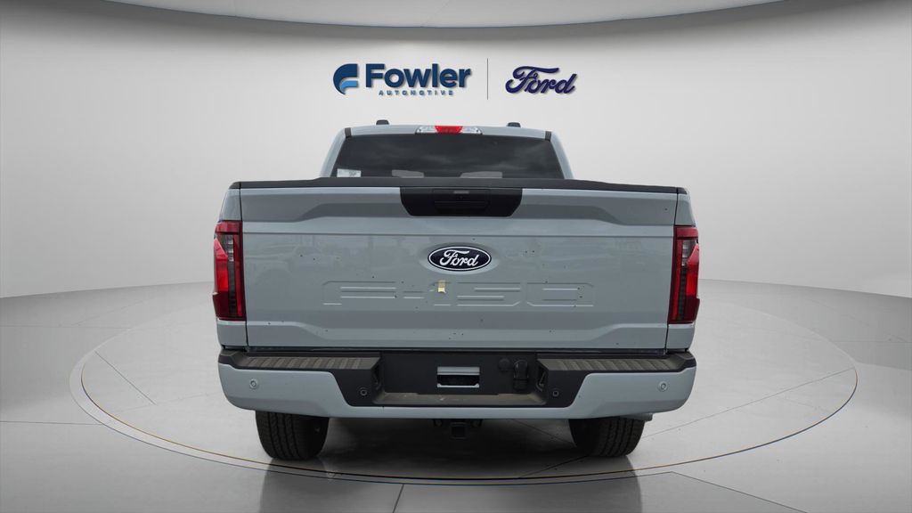 View vehicle photo 6