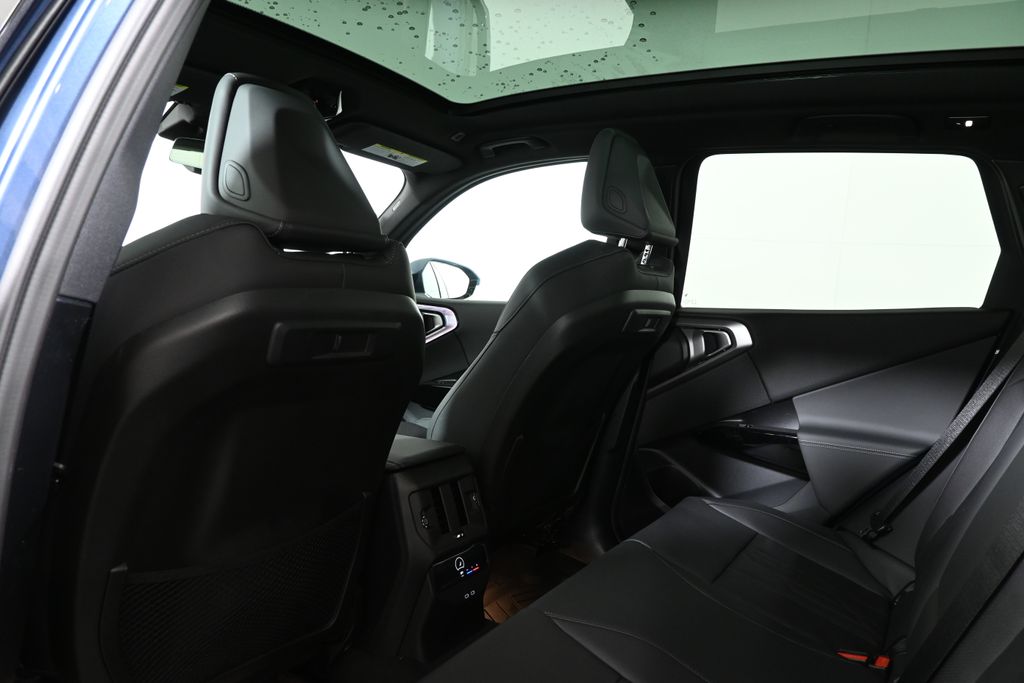 Thumbnail: 2026 BMW X3 - 32