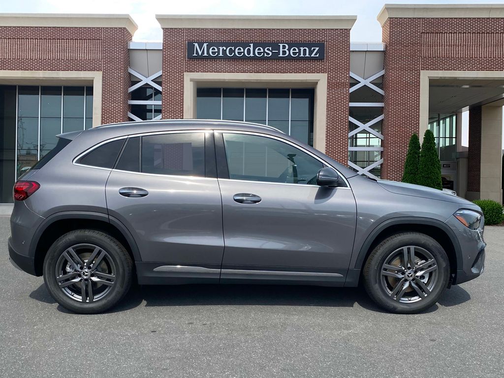2025 Mercedes-Benz GLA 250 4