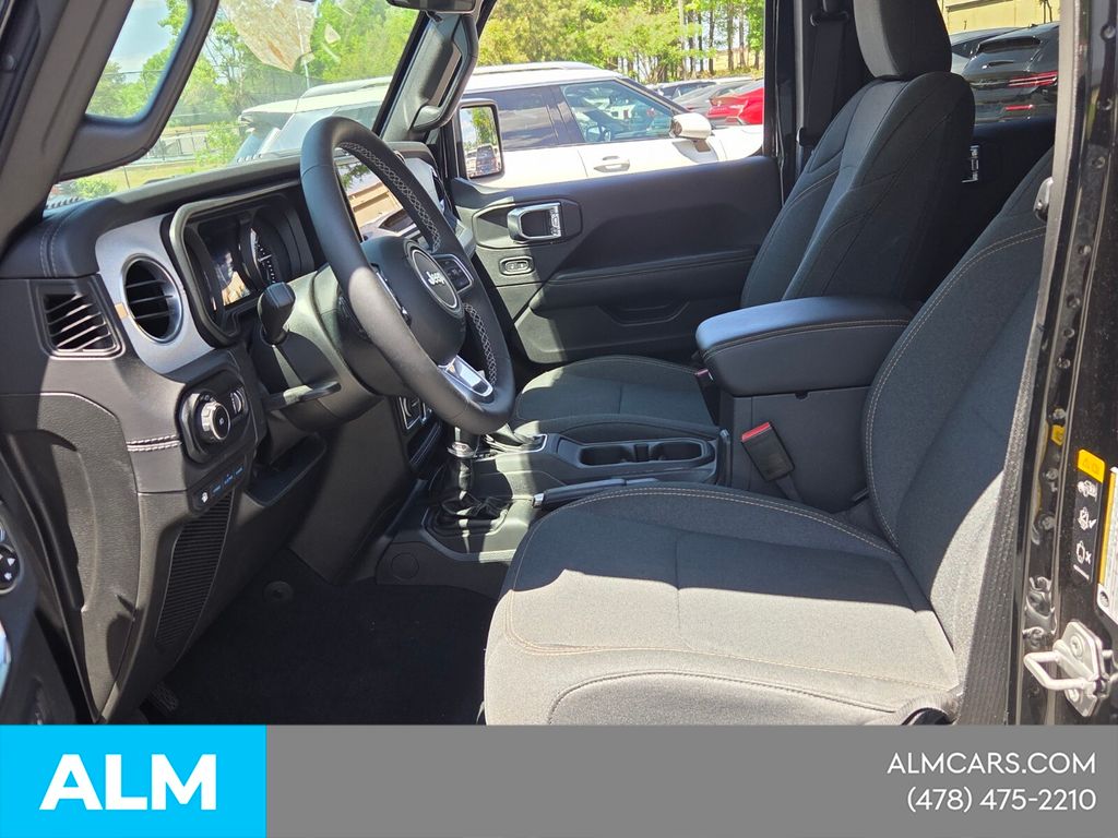 Used 2025 Black Jeep Sahara 4xe image 8