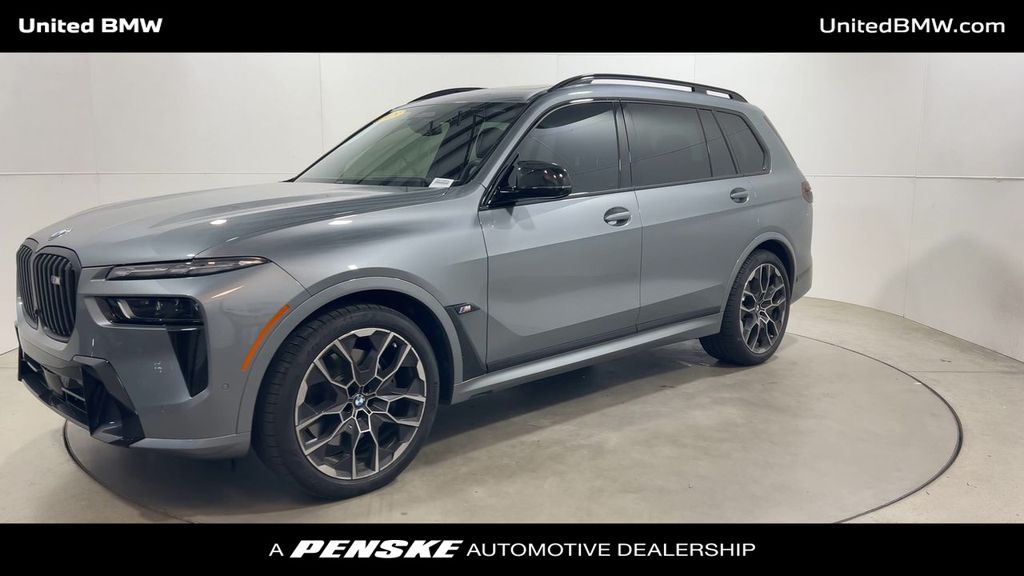 2025 BMW X7 M60i 4