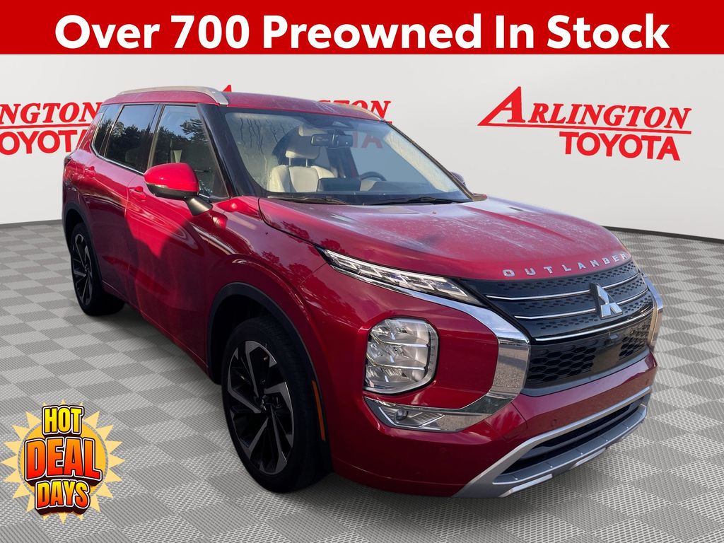2022 Mitsubishi Outlander SEL Special Edition 2WD's photo