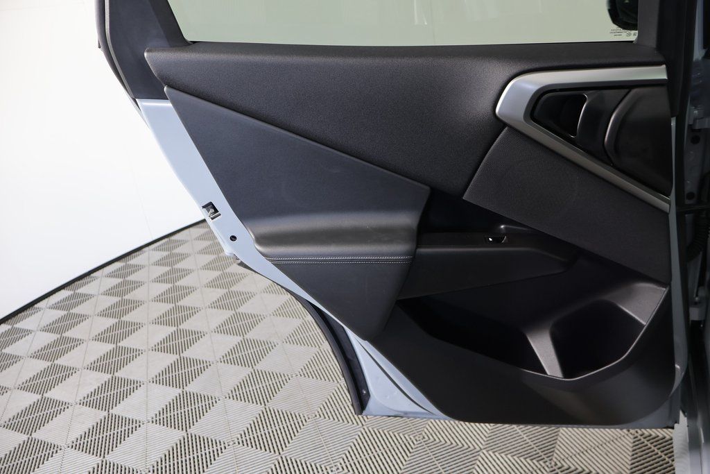 Thumbnail: 2025 BMW X3 - 13