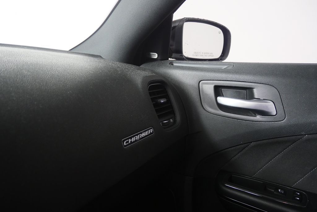 Thumbnail: 2020 Dodge Charger - 19