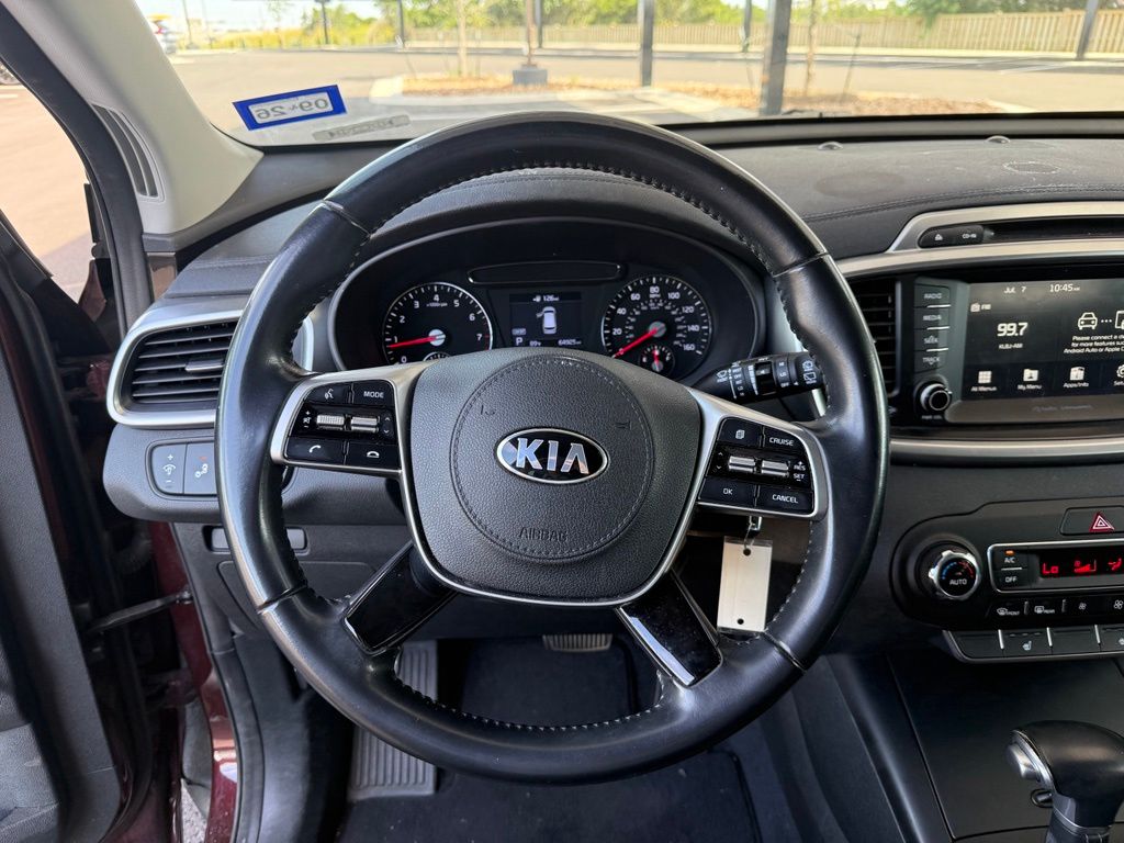 Thumbnail: 2019 Kia Sorento - 16