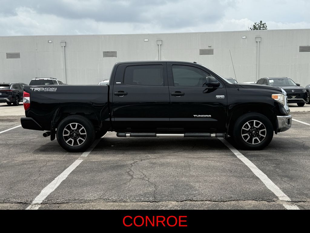 2017 Toyota Tundra SR5 - 3