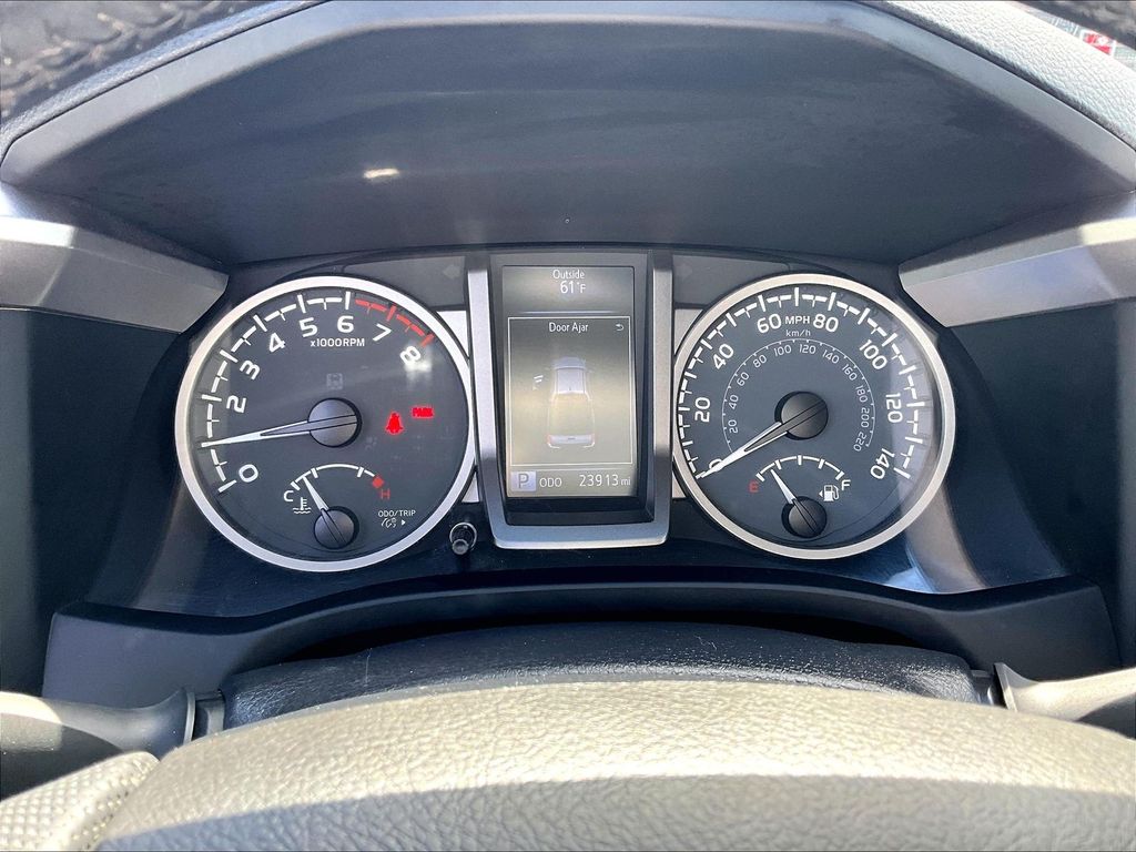 2022 Toyota Tacoma — photo 26