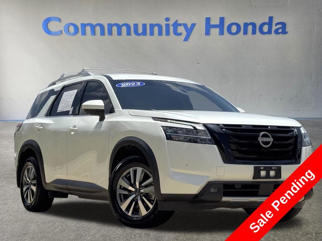 2023 Nissan Pathfinder SL - 0