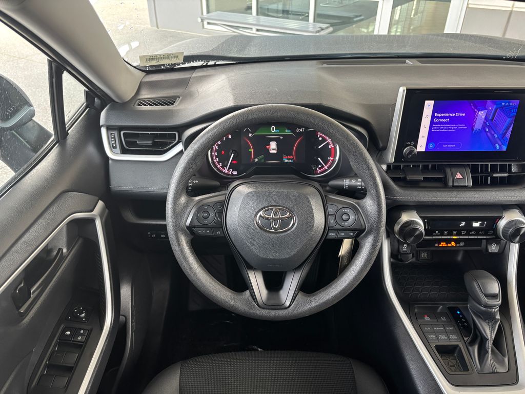 Thumbnail: 2024 Toyota RAV4 - 10