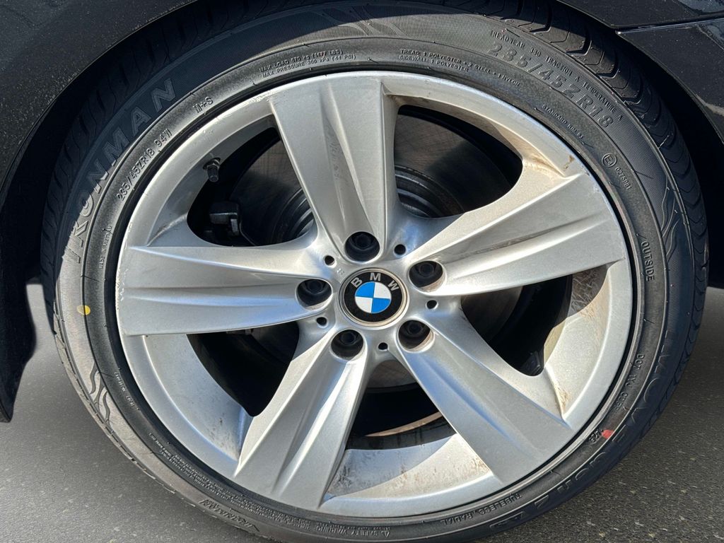 Used 2007 Black BMW 335i image 8