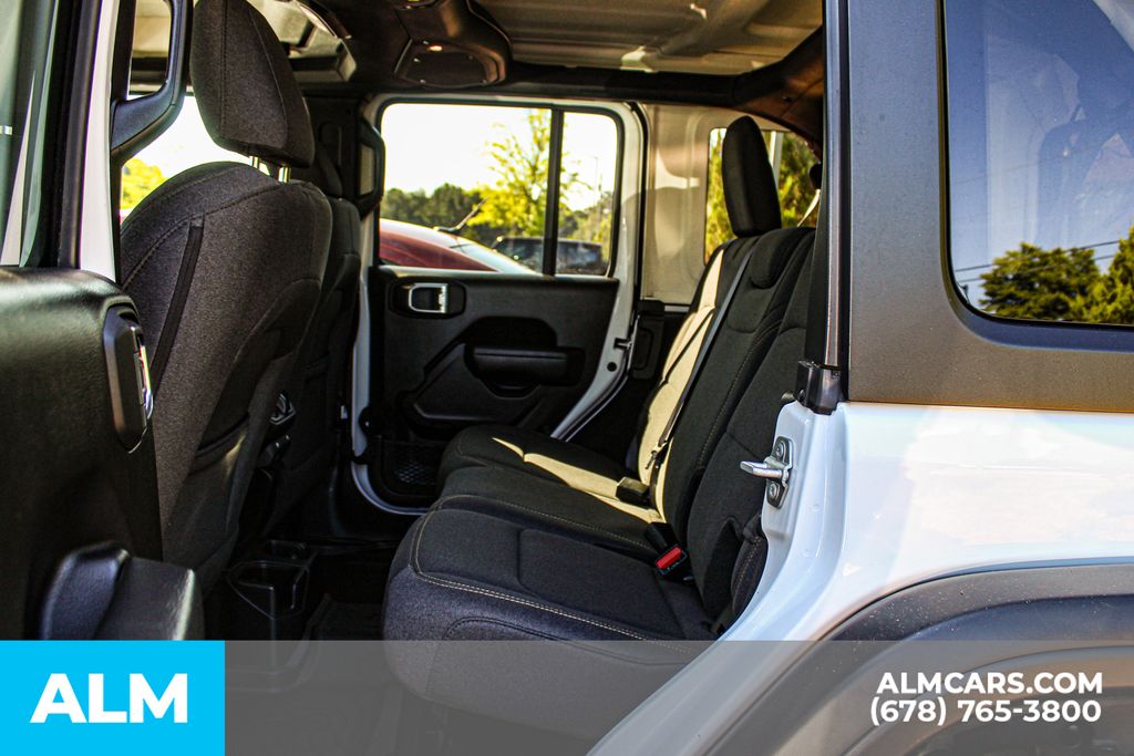 Used 2025 White Jeep Willys image 12