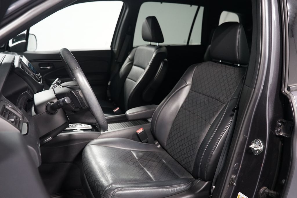 Thumbnail: 2019 Honda Passport - 6