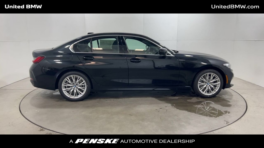 2024 BMW 3 Series 330i 9