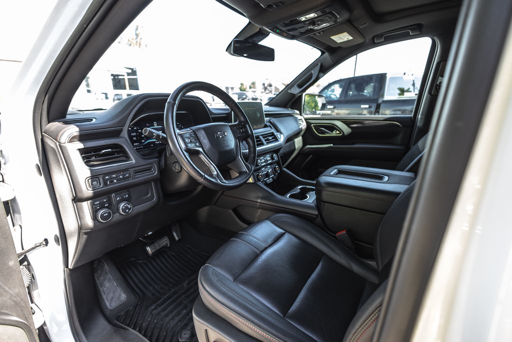 2022 Chevrolet Tahoe RST thumbnail 17