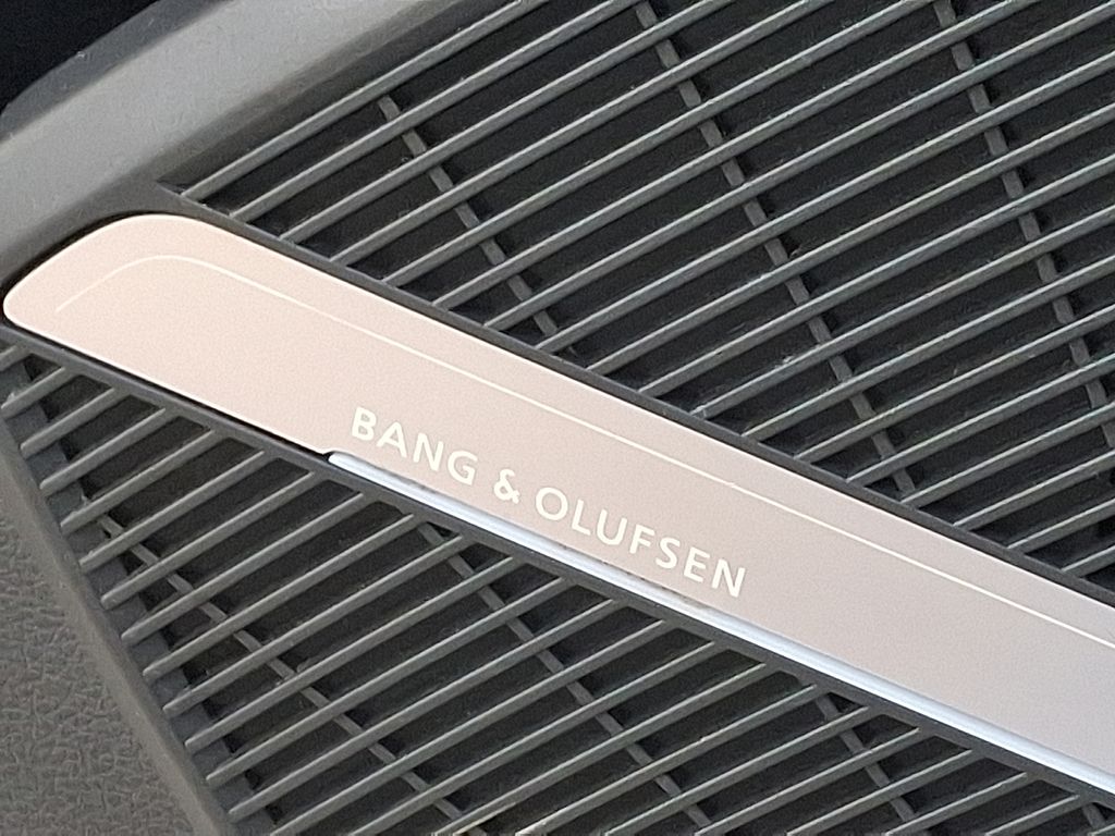 Thumbnail: 2023 Audi Q5 - 25