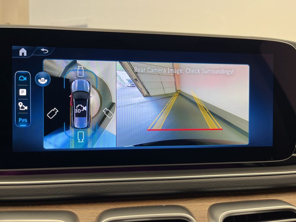 Thumbnail: 2026 Mercedes-Benz GLS - 19