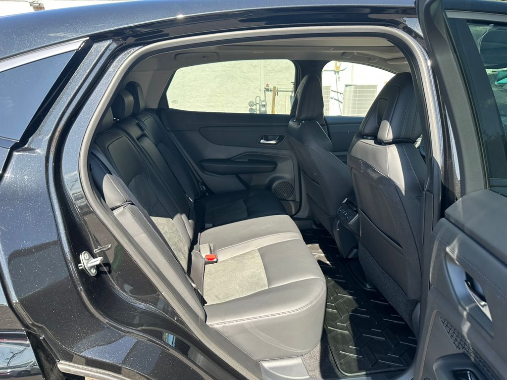 2025 Nissan Ariya EVOLVE+ e-4ORCE