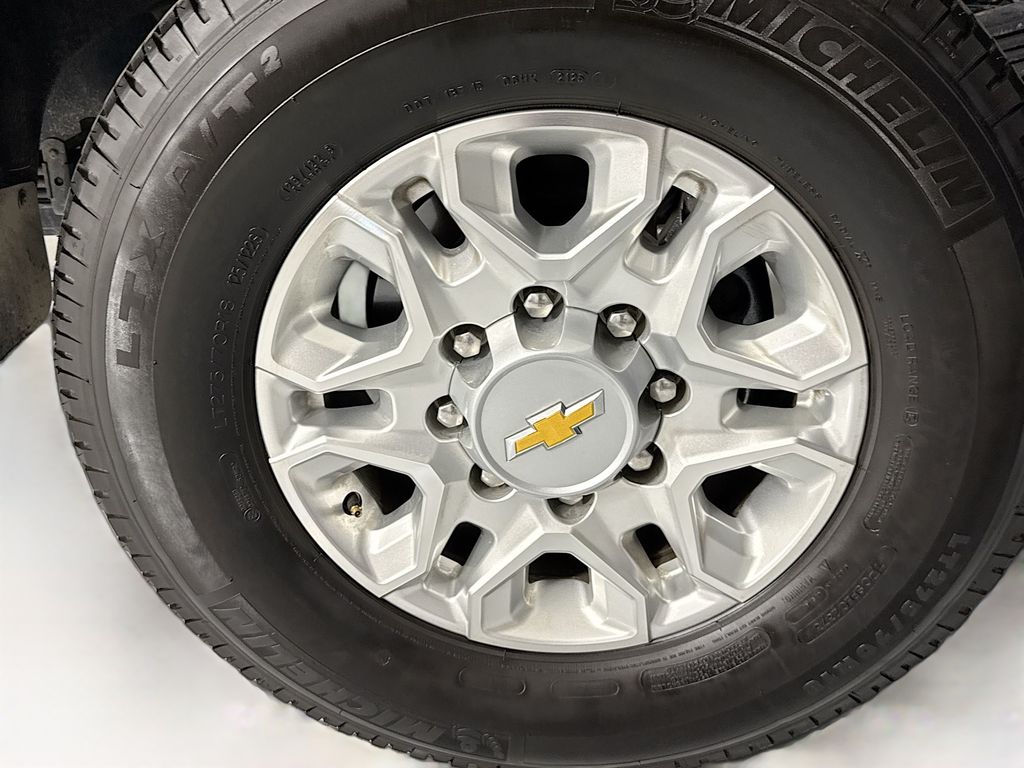 Thumbnail: 2025 Chevrolet Silverado 2500 - 31
