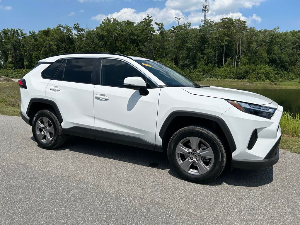 2023 Toyota RAV4 XLE 7