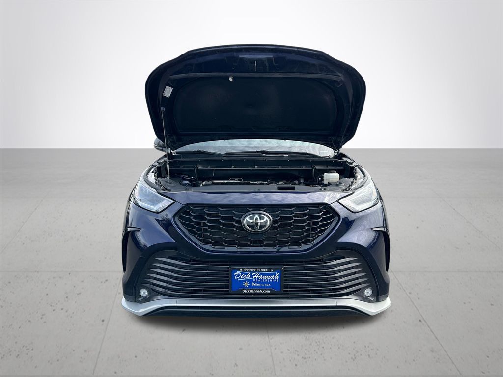 2022 Toyota Highlander XSE