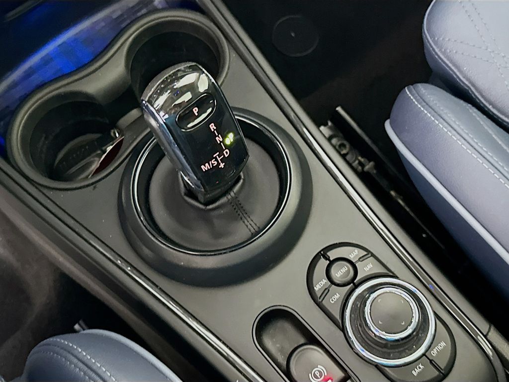 2023 MINI Cooper Countryman Signature 17