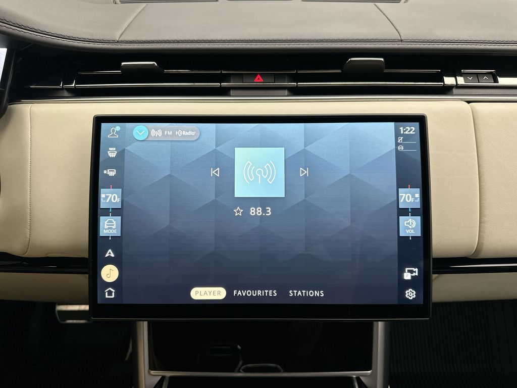 Thumbnail: 2024 Land Rover Range Rover - 27