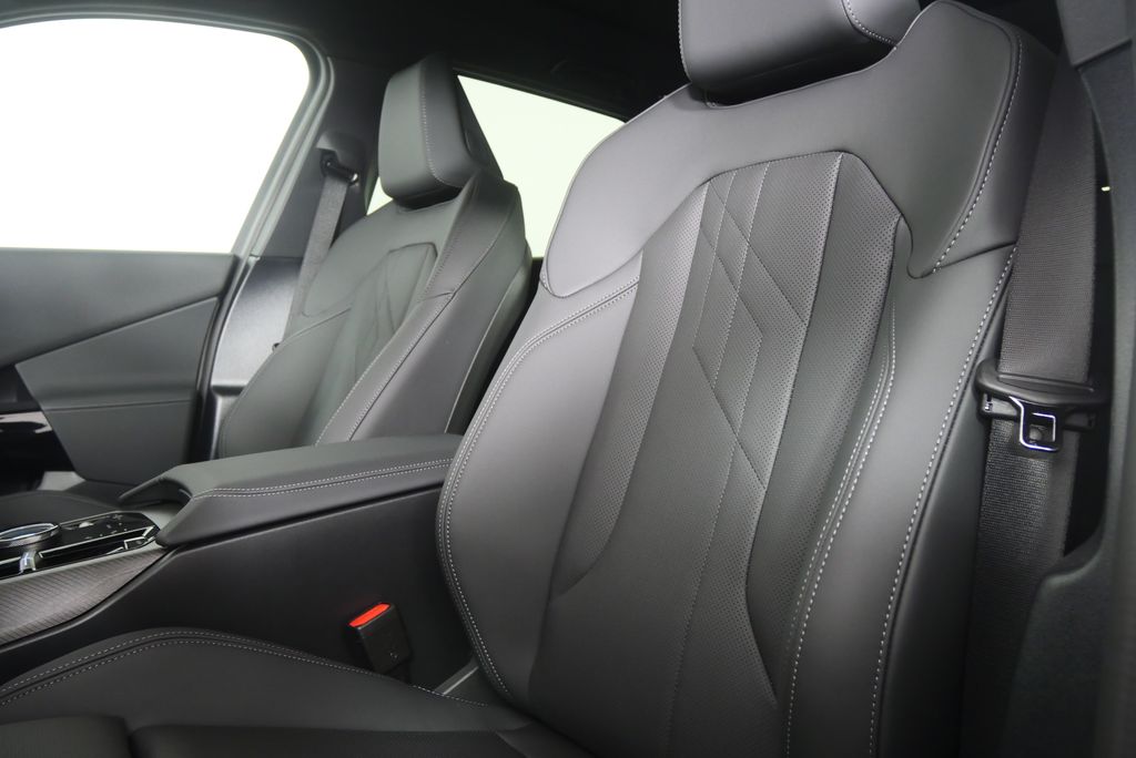 Thumbnail: 2026 BMW X3 - 11