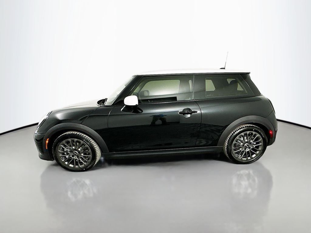 2025 MINI Cooper S 8