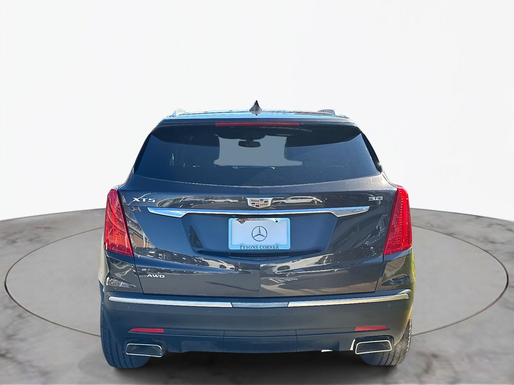 Thumbnail: 2018 Cadillac XT5 - 9