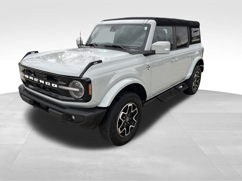 2023 Ford Bronco Outer Banks 4-Door 4WD