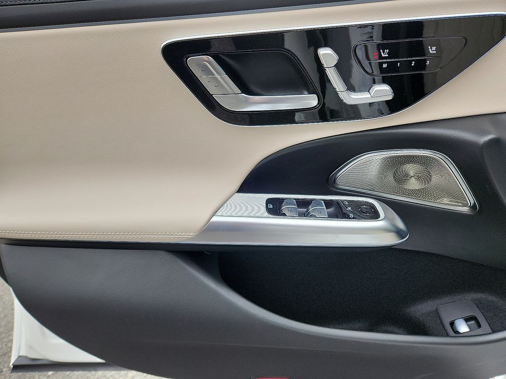 Thumbnail: 2026 Mercedes-Benz E-Class - 8