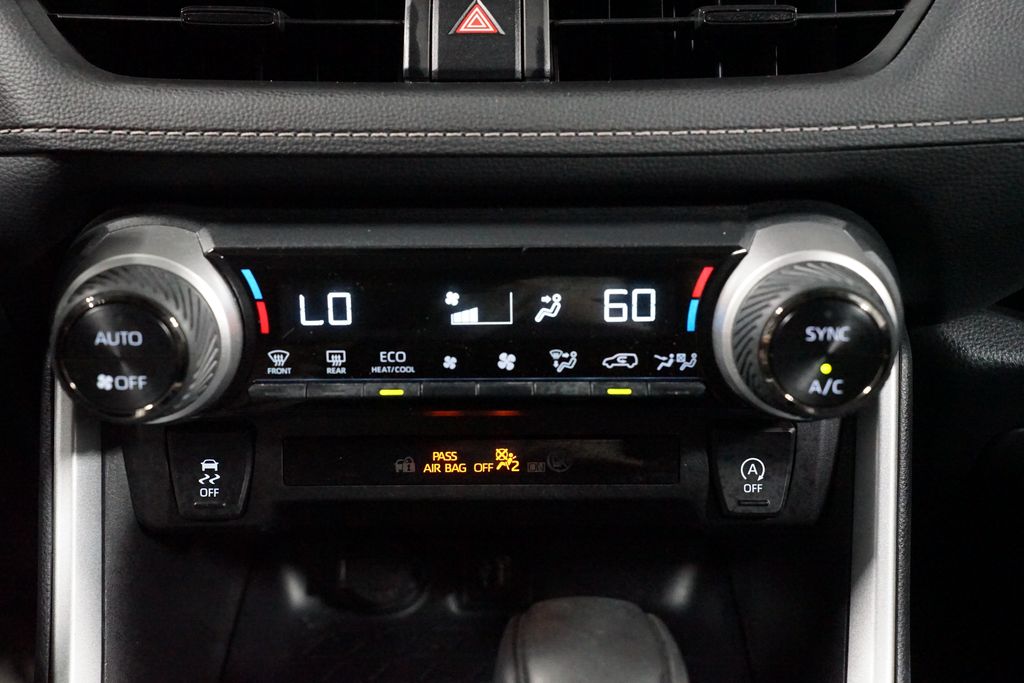 Thumbnail: 2025 Toyota RAV4 - 20
