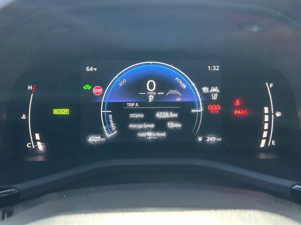 Thumbnail: 2025 Toyota Camry - 22