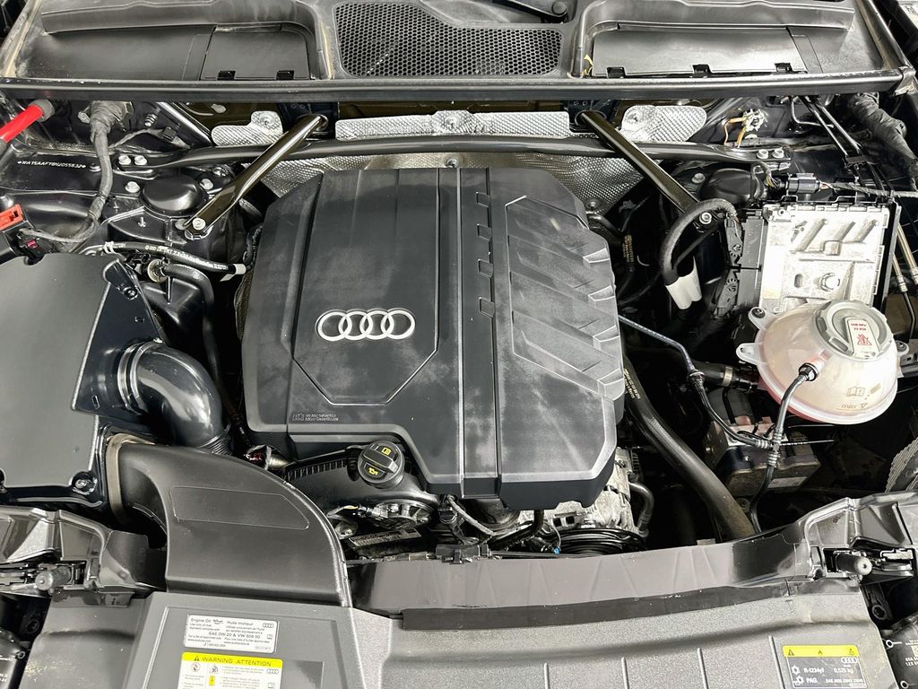 Thumbnail: 2022 Audi Q5 - 31