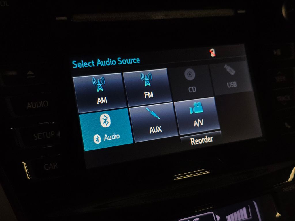 2015 Toyota Prius V Two photo 21