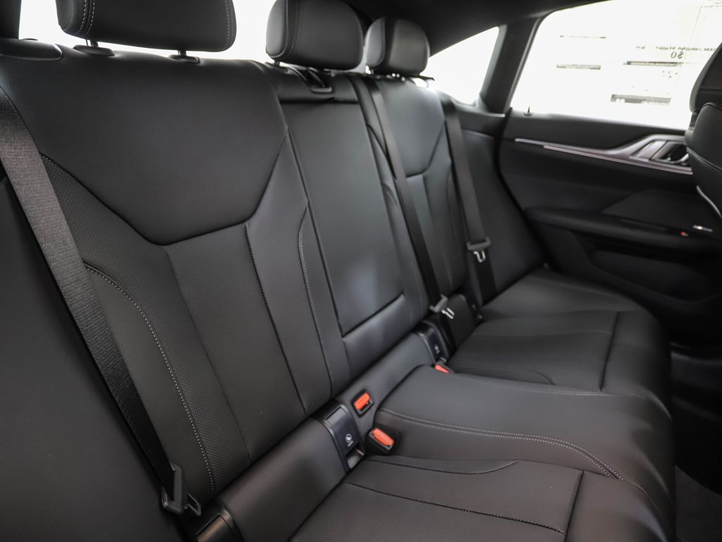 Thumbnail: 2026 BMW 4 Series - 27