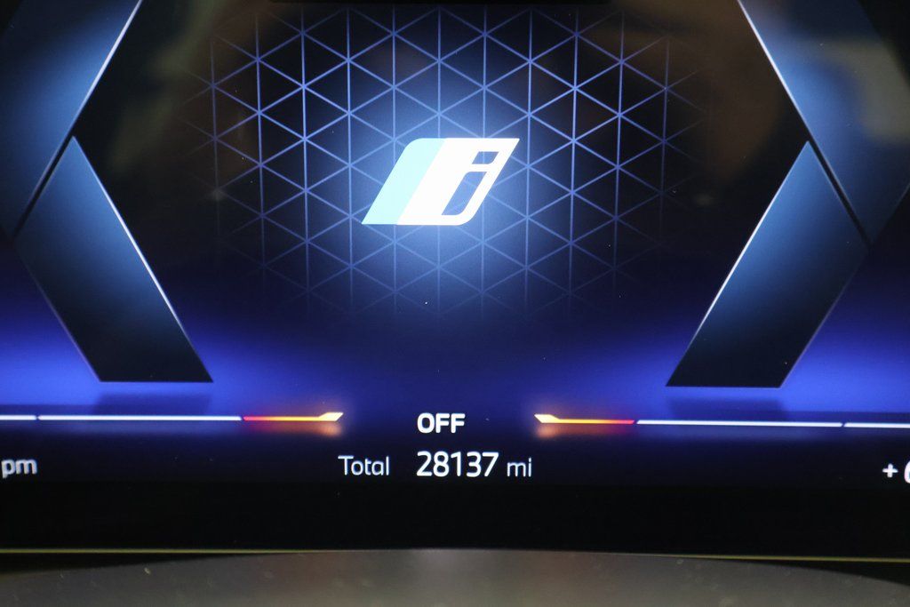 Thumbnail: 2023 BMW i4 - 17