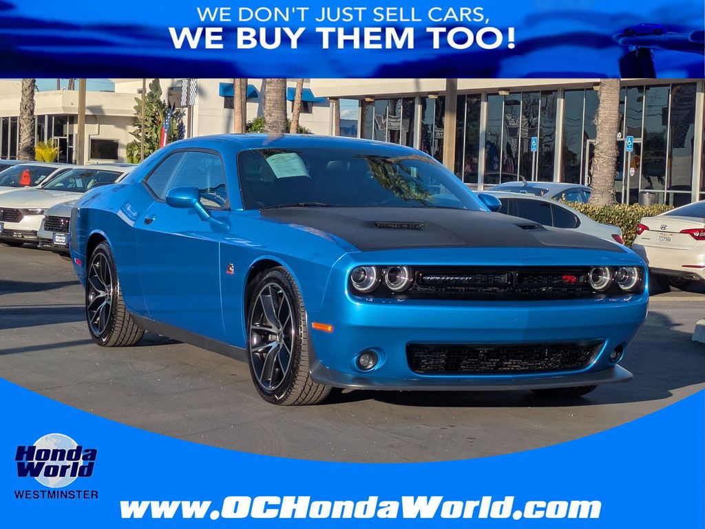 2016 Dodge Challenger R/T Scat Pack RWD