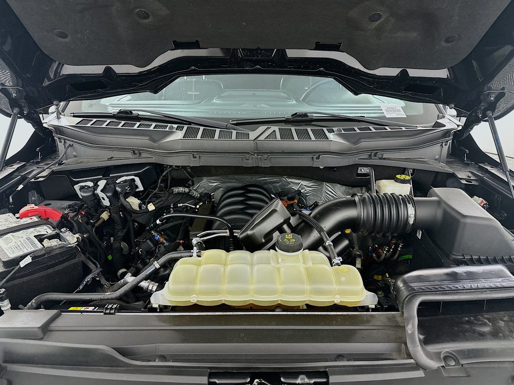 Used 2021 Black Ford Platinum image 33