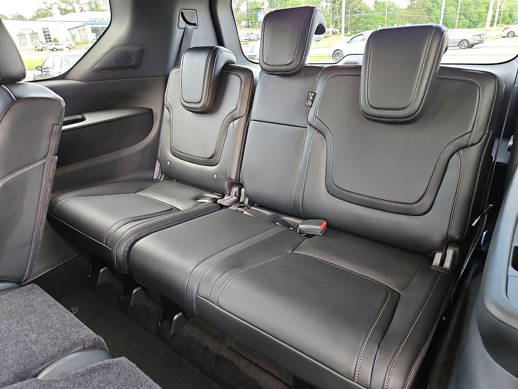Thumbnail: 2025 Nissan Armada - 13