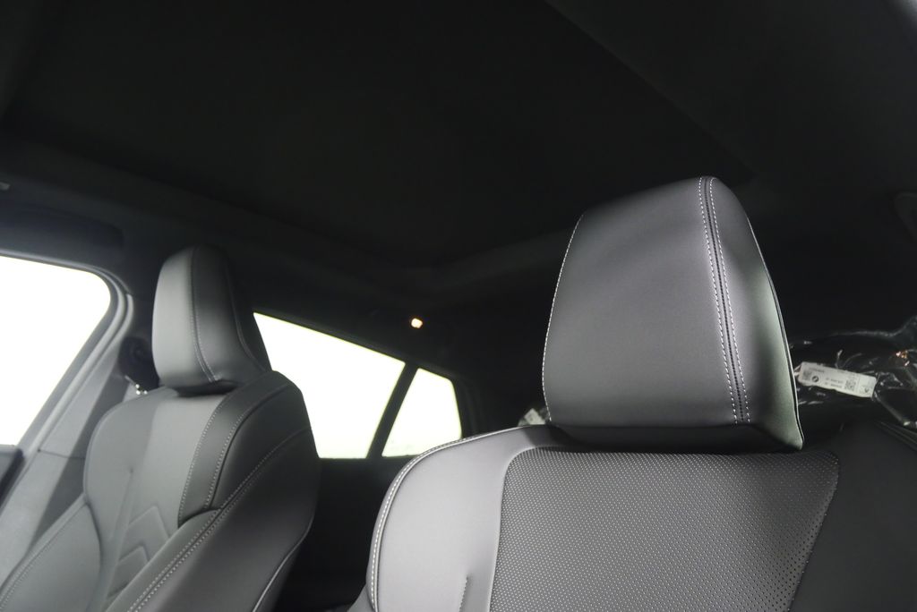 Thumbnail: 2026 BMW X2 - 12