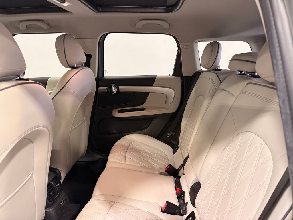 Thumbnail: 2023 MINI Cooper Countryman - 23