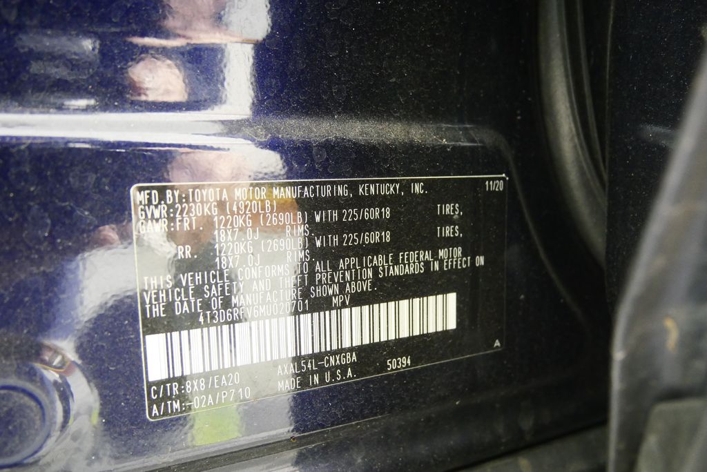 Thumbnail: 2021 Toyota RAV4 - 21