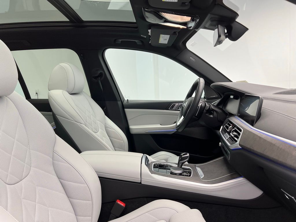 2023 BMW X5 sDrive40i 7