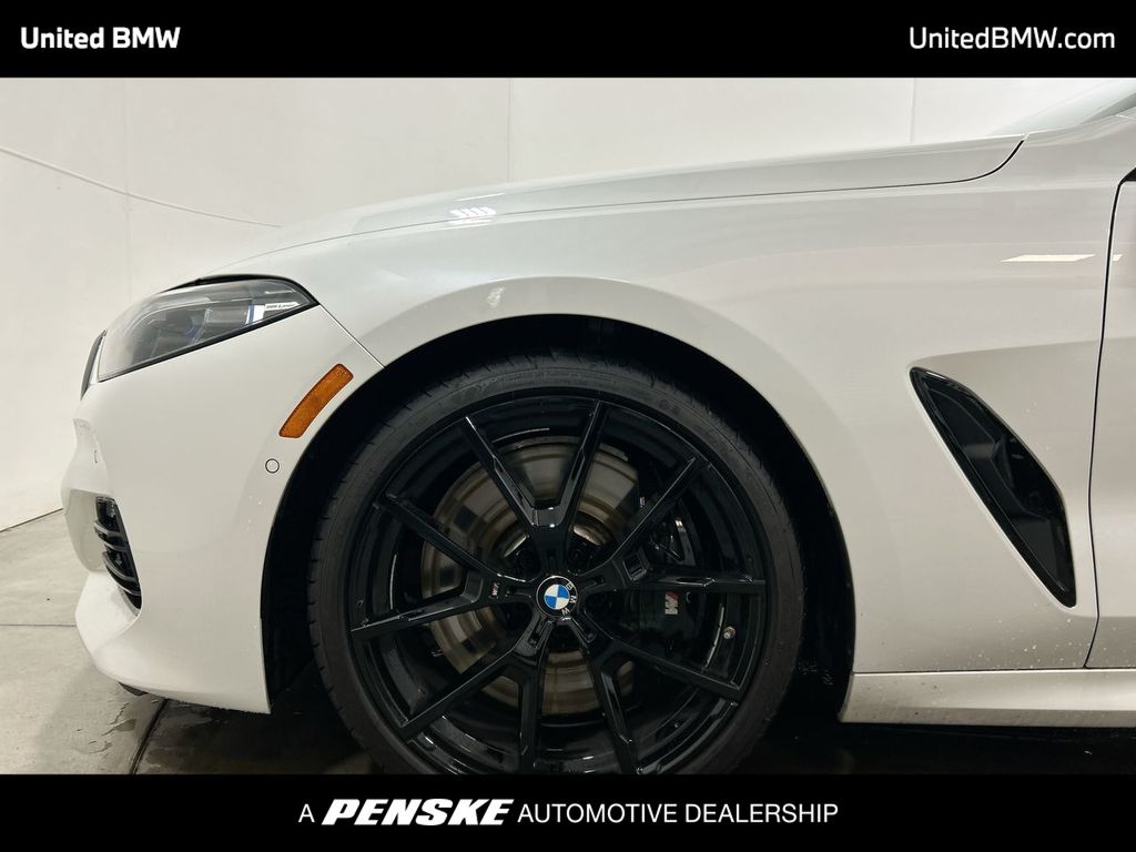 Thumbnail: 2023 BMW 8 Series - 10